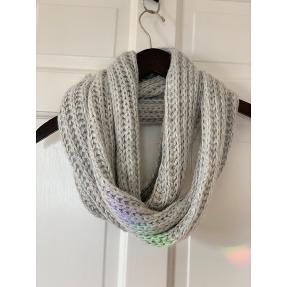Gray Infinity Scarf - Picture 2 of 2